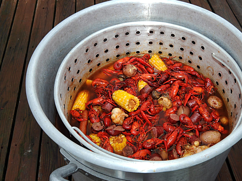 how to reheat crawfish in a bag

