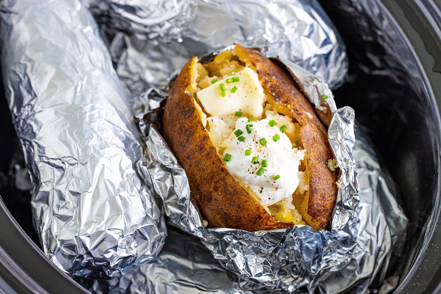 how long to bake potatoes at 350 in foil