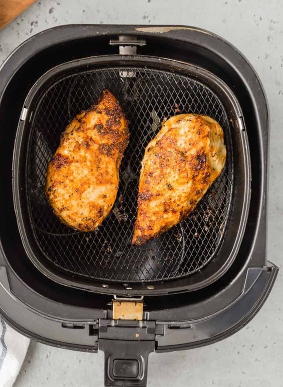 how long to reheat fried chicken in air fryer