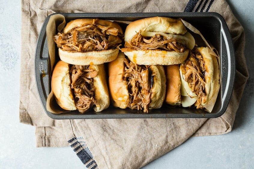 how to reheat pulled pork sandwich